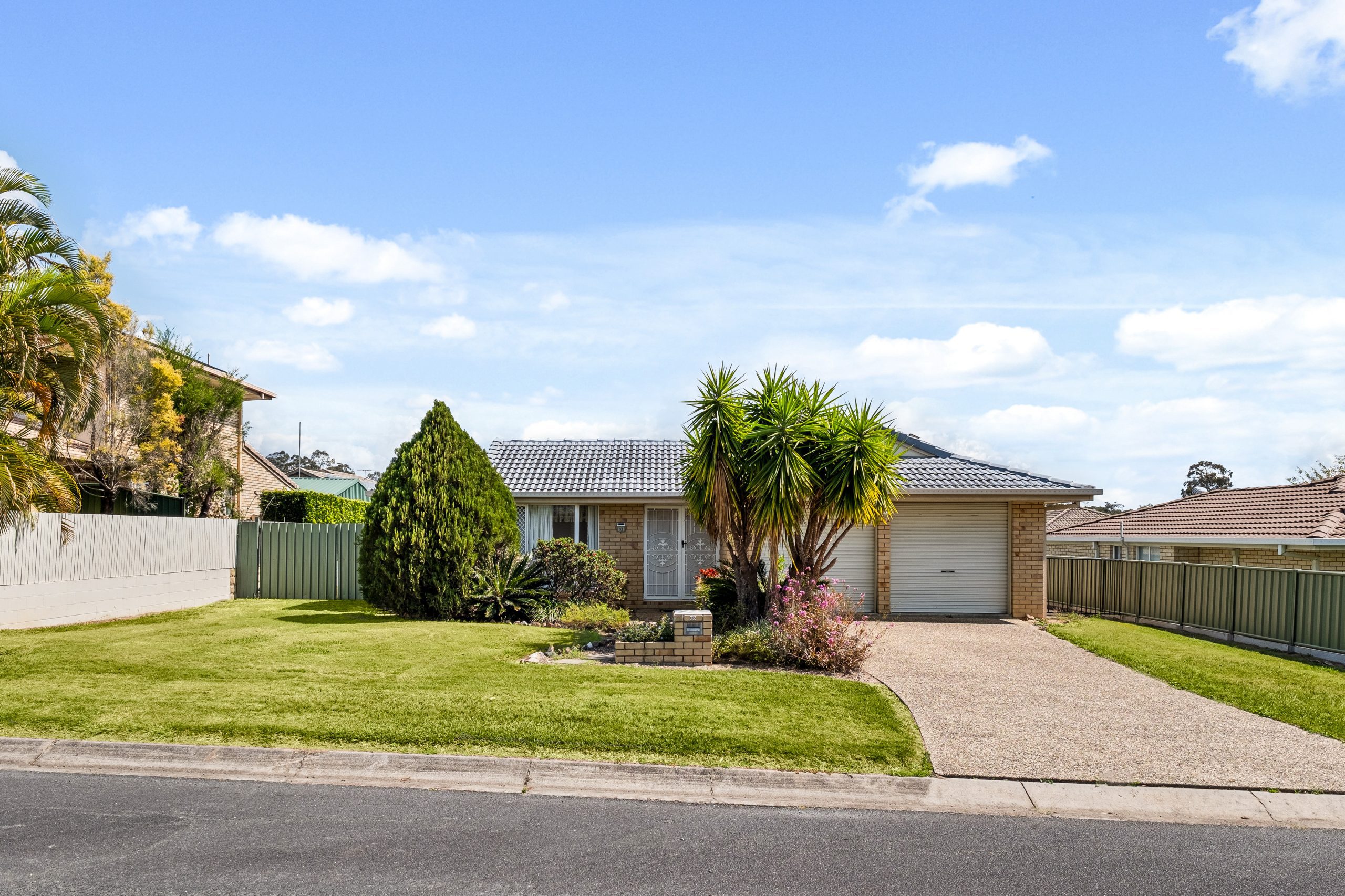 32 Falvey Crescent, GOODNA  QLD  4300